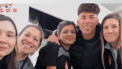 La tierna despedida de Matías Mansilla de Estudiantes