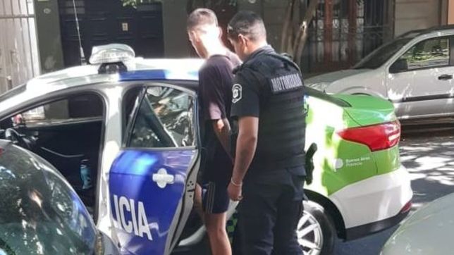 asalto a un grupo de chicos, intento esconderse en la modelo y termino preso