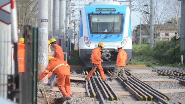 llega otro domingo con servicio limitado en el ramal la plata del tren roca