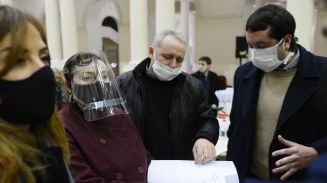 video: discusion a gritos y doble votacion de la rendicion de cuentas