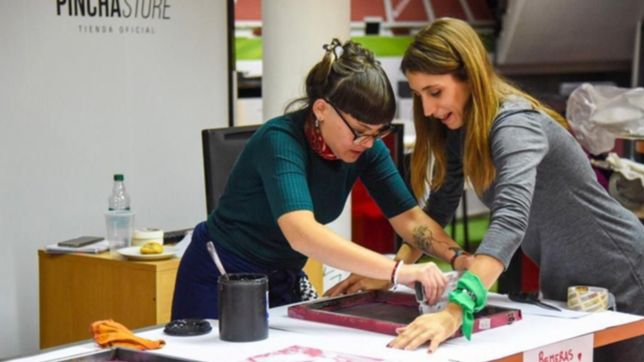 premiaran a las mujeres destacas de la economia social en la plata