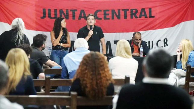 cuenta regresiva en la ucr de la plata para definir la conduccion