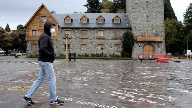 reprograman los viajes de egresados a bariloche por la suba de casos de covid-19