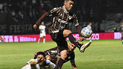 Fernando Juárez, el jugador que piensa Alejandro Orfila para el mediocampo de Gimnasia