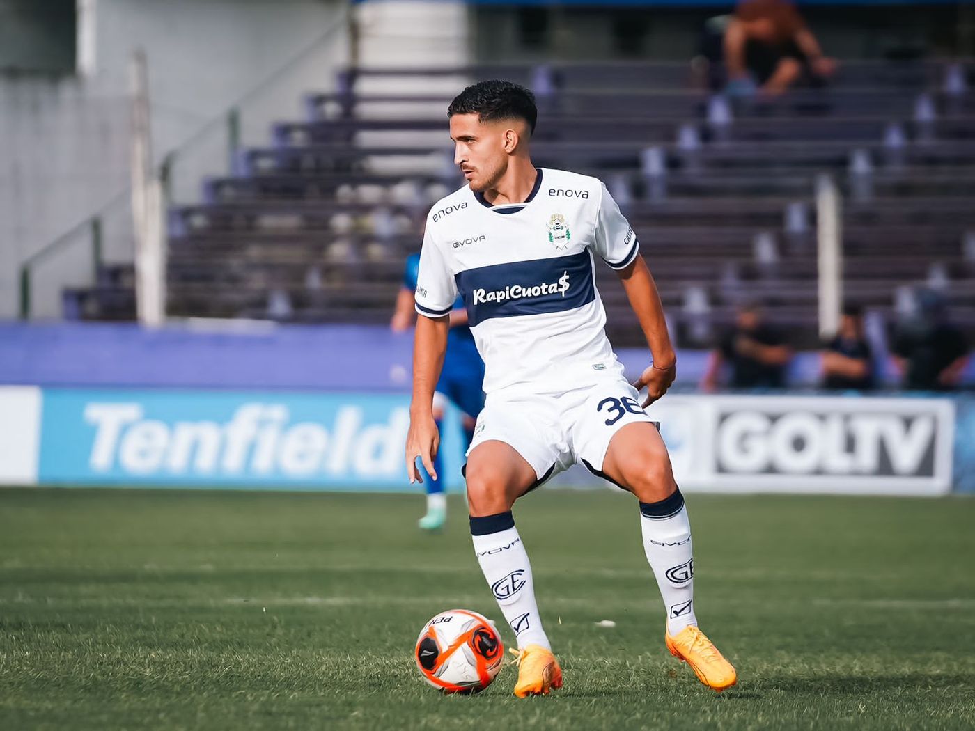 Nicolás Garayalde es baja en Gimnasia para este miércoles. Nicolás Garayalde es baja en Gimnasia para este miércoles.