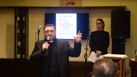 Cena Cáritas La Plata empresarios (10).jpg