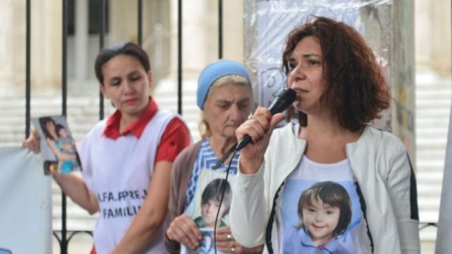 la mama de renzo apunto a la filtracion de datos sobre como podria retomarse el juicio