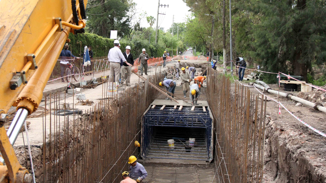 milei ordeno cerrar otro organismo nacional y peligran 116 obras y 230 trabajadores publicos