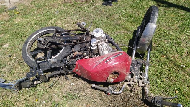 una chica de 17 anos murio en un choque fatal en la plata