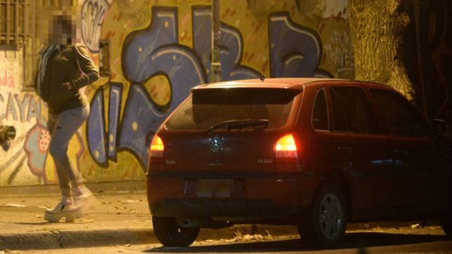 la asamblea de vecinos de el mondongo convoco a trans y travestis a una mesa de dialogo