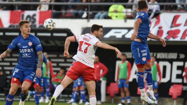 estudiantes sufrio con el equipo alternativo y perdio 3 a 1 ante union