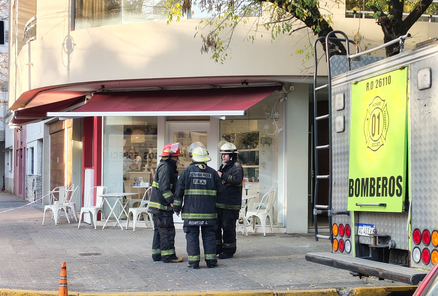 Un incendio en un edificio de 13 y 43, en pleno centro de La Plata, gener&oacute; preocupaci&oacute;n entre los vecinos