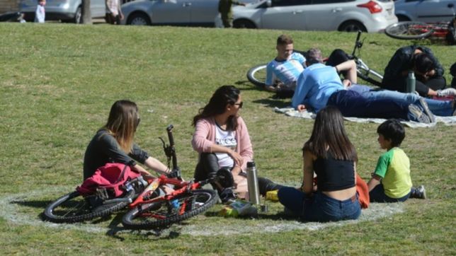 la plata sumo 74 contagios de covid-19 y caen los casos activos en la ciudad