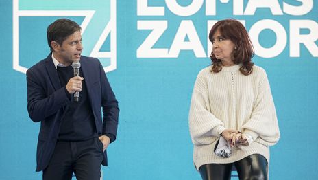 Kicillof respaldó a Cristina Kirchner a un año de su condena en la causa Vialidad Kicillof respaldó a Cristina Kirchner a un año de su condena en la causa Vialidad
