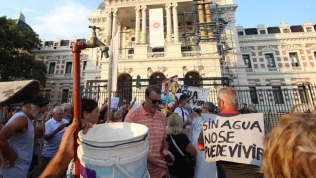 concejales se cruzaron por la declaracion de emergencia hidrica en la plata