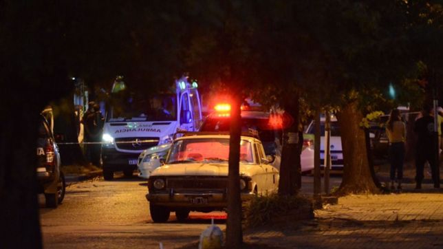 piedras, tiros y corridas en ensenada: buscan a un hombre acusado de violar a su nieto