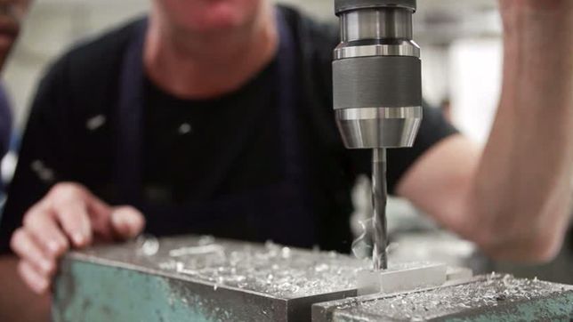 saquearon el galpon de una empresa metalurgica y escaparon con un importante botin