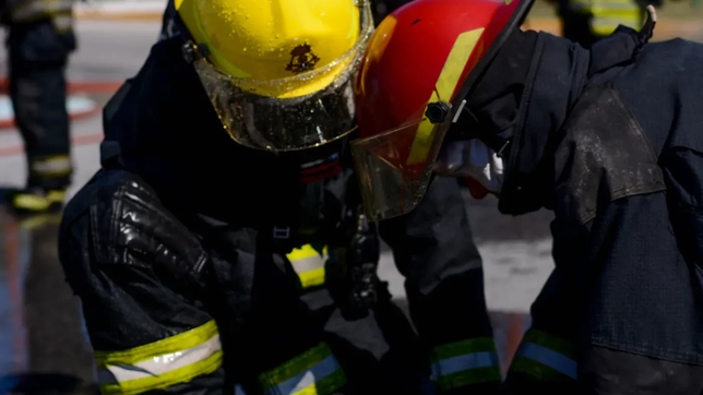 dramatico relato de los bomberos de ensenada que salvaron a un nene electrocutado