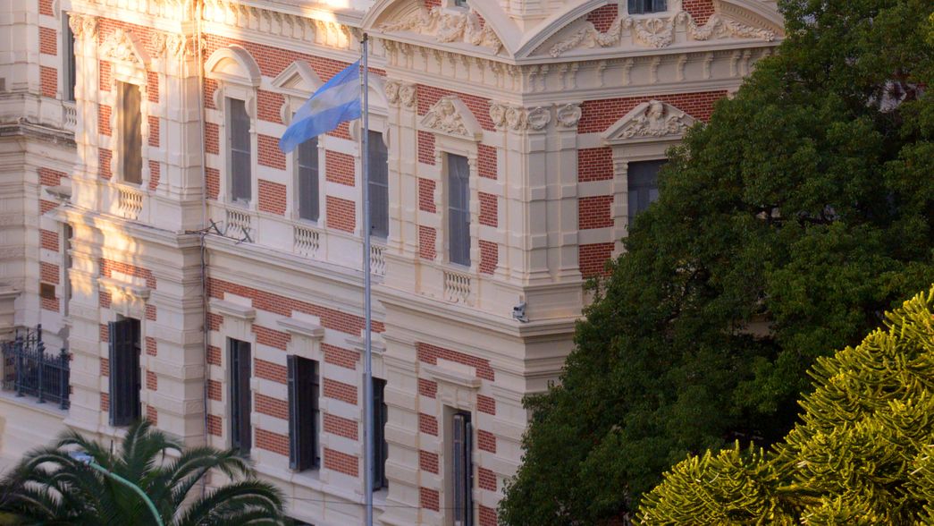 Kicillof reúne a todos los gremios y prepara el terreno por la situación presupuestaria