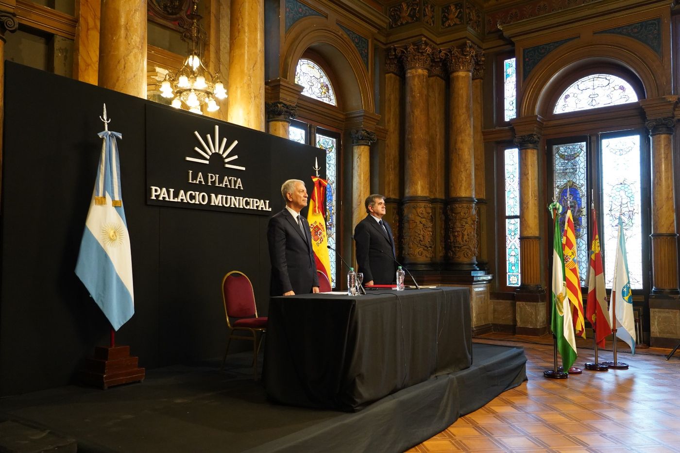 Julio Alak junto a Joaqu&iacute;n Mar&iacute;a de Aristegui Laborde
