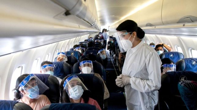 quienes ingresen a argentina desde el exterior podran no hacer el aislamiento de 14 dias