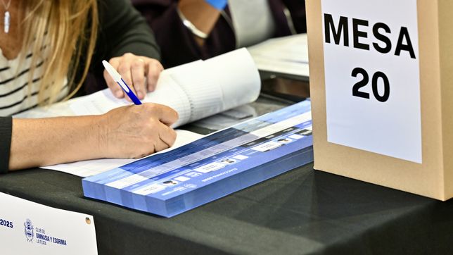 habilitan un sitio web para que los socios de gimnasia puedan chequear en que mesa les toca votar