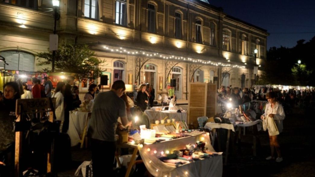 Los platenses disfrutaron a pleno de la primera Noche de las Ferias en Meridiano V