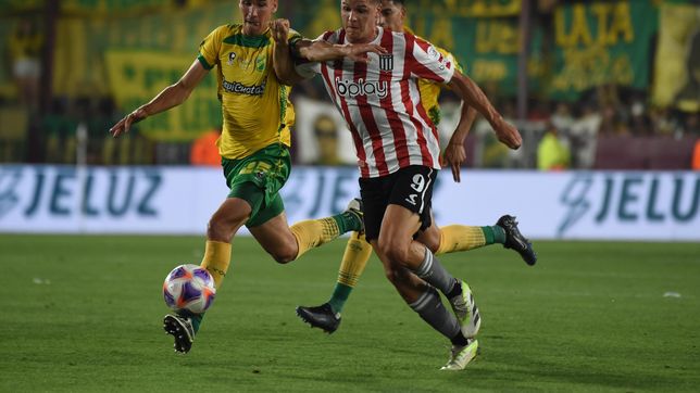 el gol de carrillo que hizo explotar a los hinchas de estudiantes