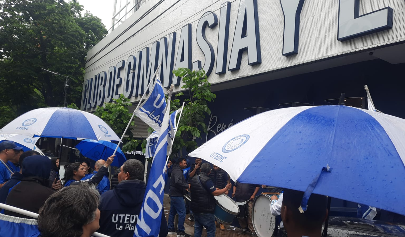 Reclamo Utedyc Gimnasia