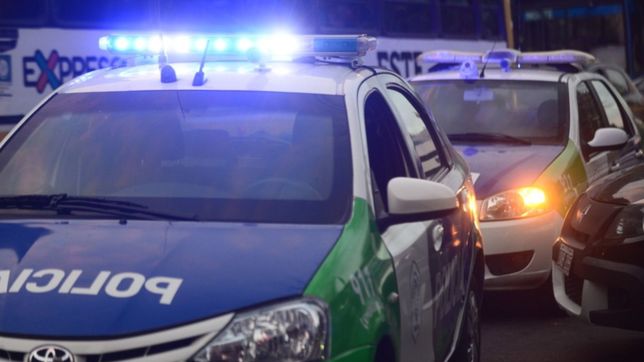 un hombre ataco a su mama y amenazo con matarla porque no lo espero con la comida hecha
