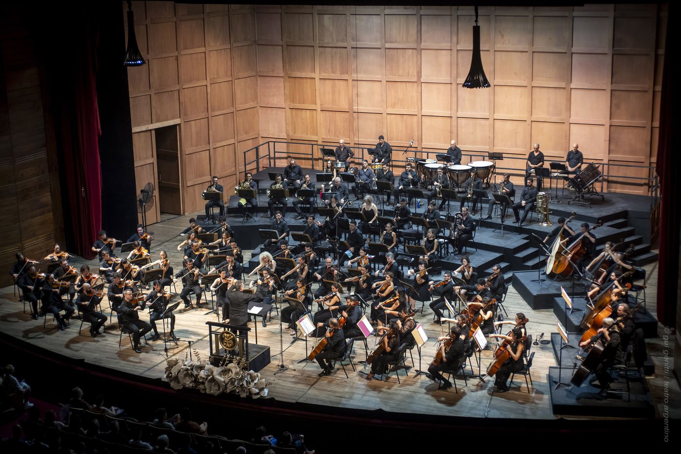 Carlos Vieu y Orquesta Estable del Teatro Argentino