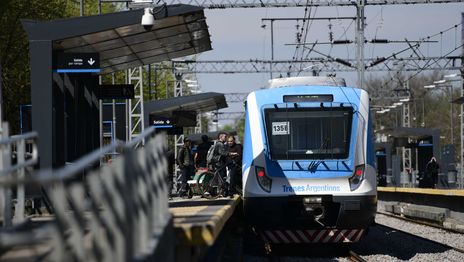 Tras la interrupción por obras, el Tren Roca vuelve a funcionar con normalidad Tras la interrupción por obras, el Tren Roca vuelve a funcionar con normalidad