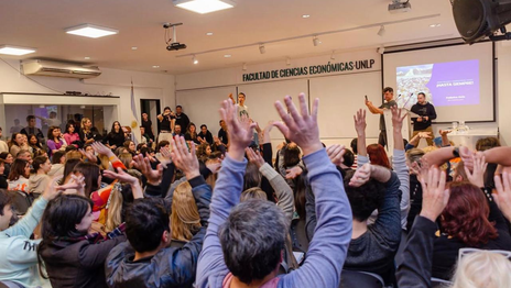 Crece desde La Plata una plataforma de capacitaciones gratuitas que llegaron a todo el país Crece desde La Plata una plataforma de capacitaciones gratuitas que llegaron a todo el país