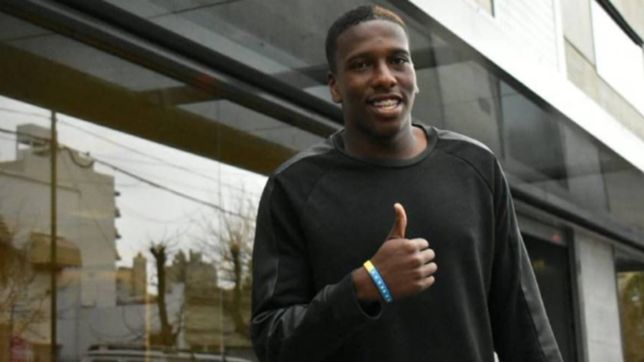 la fifa habilito a jan carlos hurtado y podra jugar en gimnasia