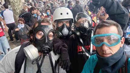 Con cascos y máscaras, así se preparan los fotógrafos por la marcha al Congreso y el ataque a Pablo Grillo