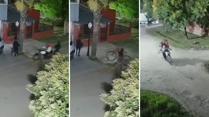 El indignante video del robo de la bicicleta a un trabajador cuando llegaba a su casa