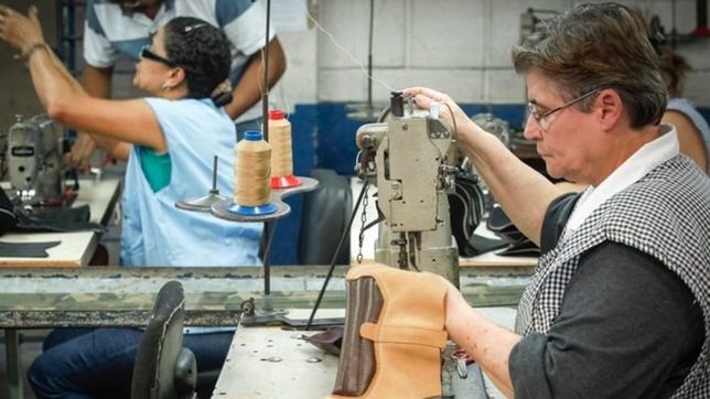 pymes en crisis aseguran que no pueden pagar el bono de 5 mil pesos que exige el gobierno