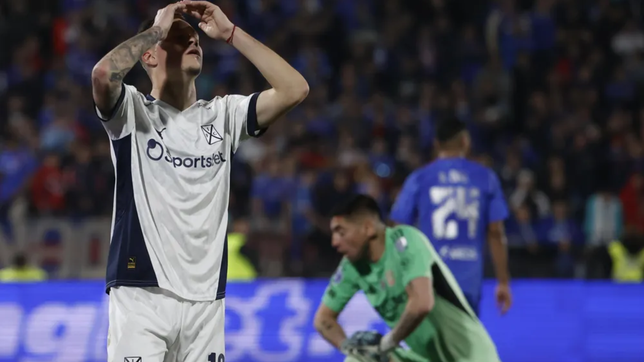 la expulsion de abaldo que hizo estallar a los hinchas del rojo y reaccionar a los del lobo