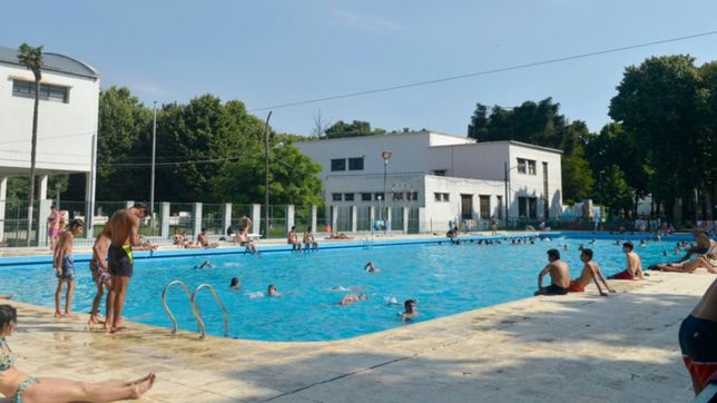 al final la unlp decidio que no reabrira su pileta durante la temporada de verano