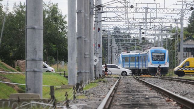 amenaza de bomba en el tren roca: servicios supendidos, caos y enojo en las redes