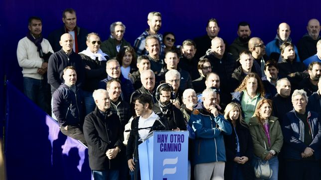 el peronismo platense marco una fuerte presencia en el acto de axel kicillof