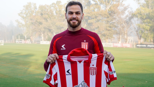 estudiantes le dio la bienvenida a casa a leandro gonzalez pirez
