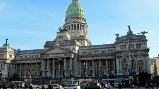 los bonaerenses eligen diputados y senadores nacionales y parlamentarios del mercosur