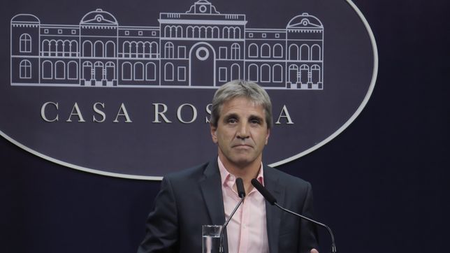 caputo revelo que argentina le pedira al fmi 20.000 millones de dolares