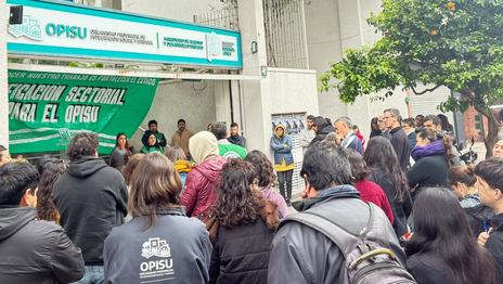 Trabajadores del OPISU realizan una retención de tareas tras descuentos sorpresivos en los sueldos