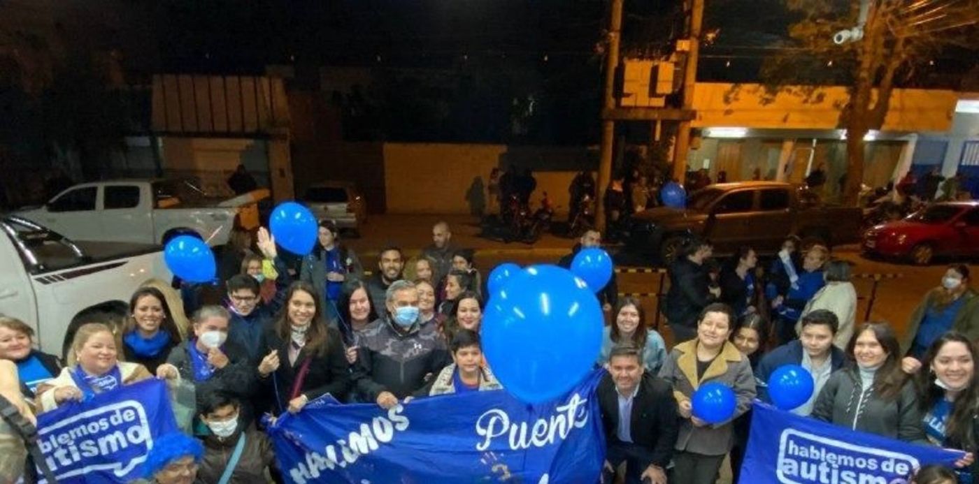 autismo - dia de concientización - plaza moreno