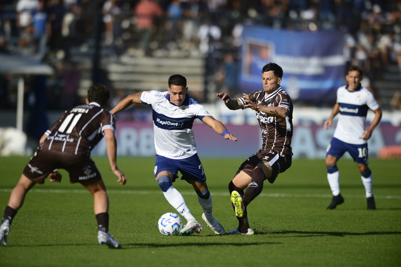 Gimnasia Platense Piedrahita.JPG