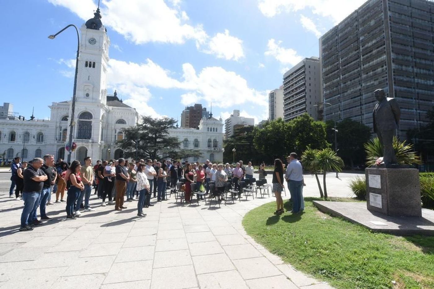 Homenaje 40 años de democracia UCR La Plata Plaza Moreno (3).jpeg
