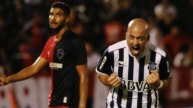 gimnasia se refuerza: santiago silva llego a la plata y paso la revisacion medica