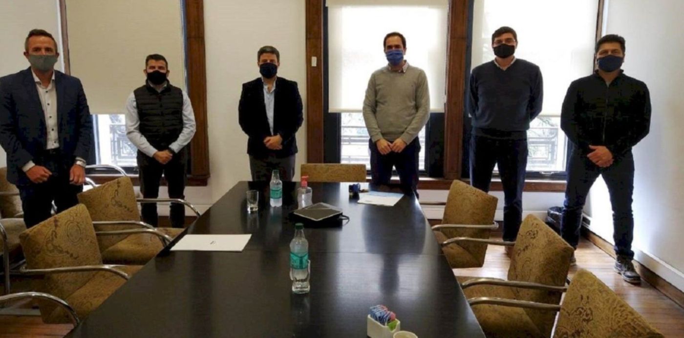 1602016787852.jpg?x=19&y=67&width=1473&height=736&rotate=0&scaleX=1&scaleY=1&ow=1500&oh=870&&cw=1920&ch=950